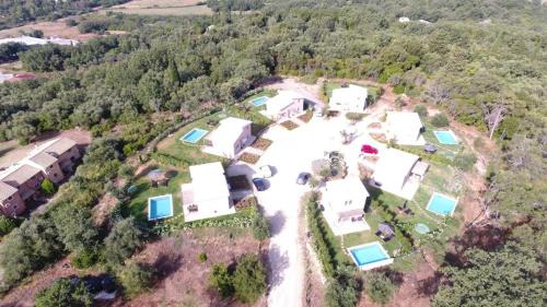Doukades Villa | Indulge in Villas EPTA KARPI: 4-Star Oceanfront Retreat