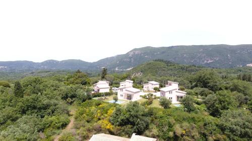 Doukades Villa | Indulge in Villas EPTA KARPI: 4-Star Oceanfront Retreat