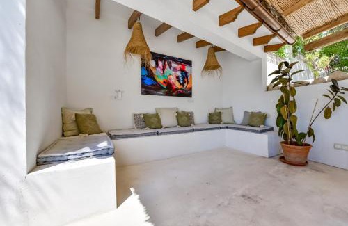 Benimeit Villa | Discover Villas Guzman - Casa Nova with Pool & Hot Tub