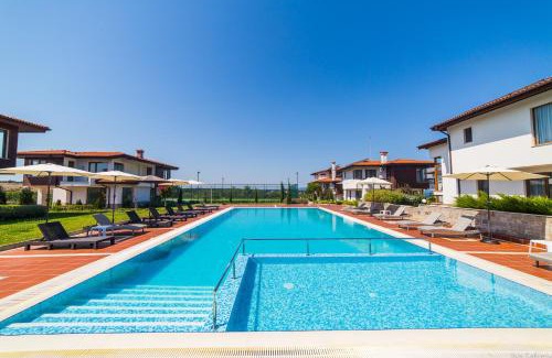 Lozenets Villa | Enchanting Villas at Complex Trakiyskiy Bryag with Ocean View