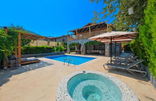 Fethiye Villa | Oceanfront Bliss at Villas Kayakoy - 4-Star Retreat