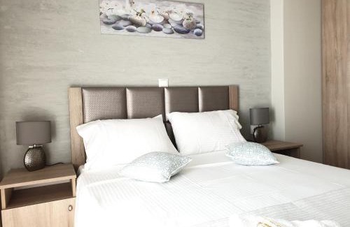 Nea Propontida House | Oceanfront Villas at Mamas Beach: Guest Rated 10/10
