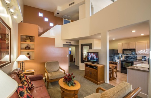 Las Lomas Apartment | Idyllic Villas of Cave Creek: Pet-Friendly & Ocean Views