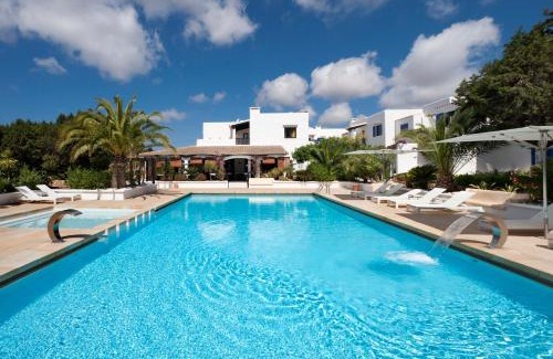 Sant Francesc Xavier Hotel | Experience Villas Paraíso de los Pinos with Oceanfront Pool