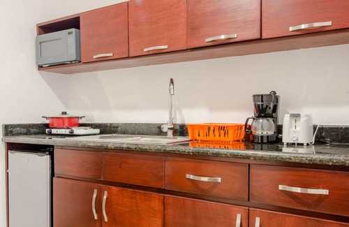 Puerto Aventuras Hotel | Guest Rated: Villas Picalu Studios & Suites with Pool and Spa