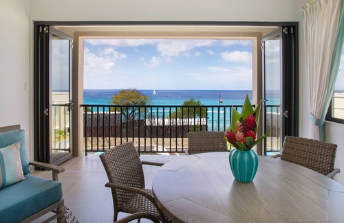Durants Apartment | Villas & Suites at Beach View