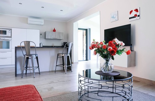 Farinole Hotel | Discover Villas U San Daniellu: Oceanfront Bliss Awaits