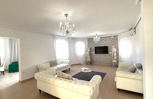 Puerto Marino Apartment | Discover Villas Yanina Luxe: Oceanfront with Pool Access