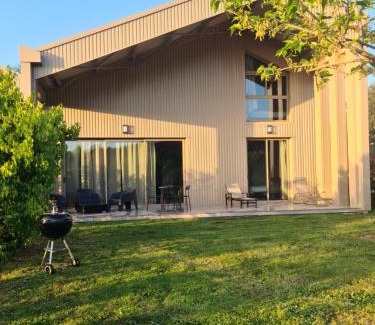 Eccica-Suarella Apartment | Experience Oceanfront Bliss at Villas Zanzimare Casa