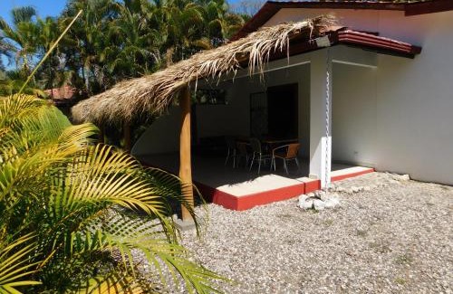 Samara House | Pet-Friendly Villasjungle 4 with Pool and Child Amenities