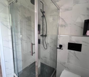Villemur-sur-Tarn Apartment | Family-Friendly Getaway at Charmant T2 - Ideal for Kids