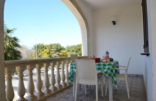 Roca Vecchia Villa | Family-Friendly Villetta Near the Beach for Your Getaway