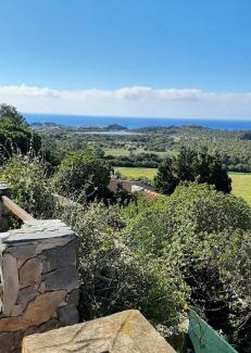 Chia House | Discover VILLETTA AIRES: Family-Friendly Retreat with High Ratings