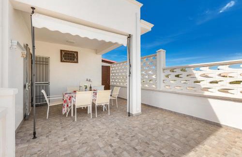 San Pietro in Bevagna House | Cozy Villetta Anastasia: Pet-Friendly Retreat Awaits