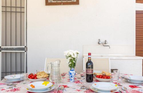 San Pietro in Bevagna House | Cozy Villetta Anastasia: Pet-Friendly Retreat Awaits