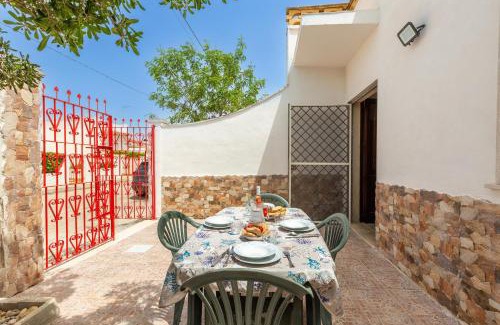 Torre Lapillo House | Family-Friendly Villetta Arimar in a Prime Location