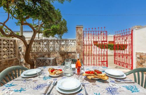 Torre Lapillo House | Family-Friendly Villetta Arimar in a Prime Location