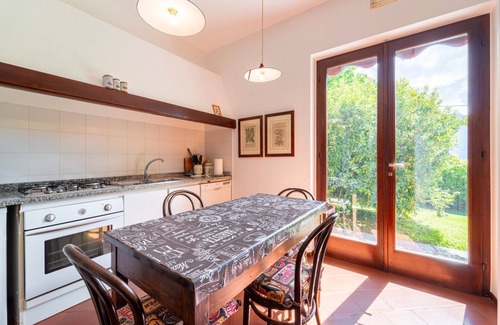 Bellagio Ski Chalet | Charming Villetta Camelia with Garden and Lake View