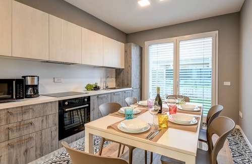 Peschiera del Garda Ski Chalet | Relax at Villetta Dolci Luxury Home with Private Pool