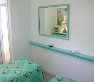 Madonna delle Grazie House | Pet-Friendly Villetta e Apt. Silvia with Ocean View & Beach