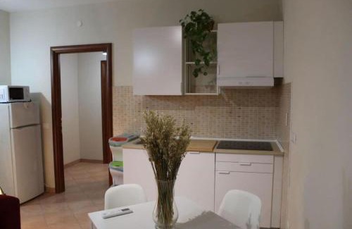 Zona XVI Torrenova House | Convenient Villetta with Metro Access, Wi-Fi & Parking