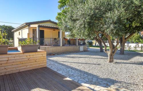 Gatto Corvino Apartment | Discover Villetta Gaia: 10/10 Rated Oceanfront Retreat