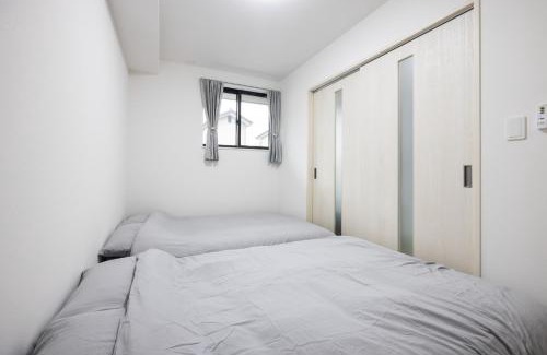 Imari Apartment | Villetta Imari Ekimae III Room 103 - Vacation STAY 19026