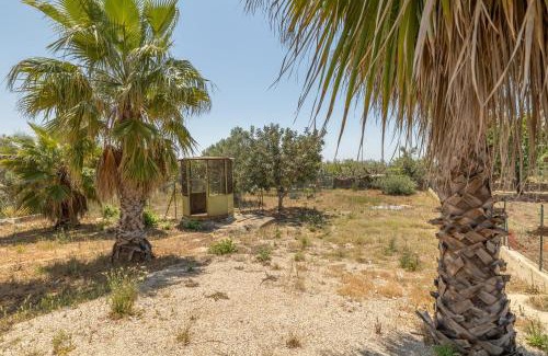 Taviano Apartment | Pet-Friendly Retreat at Villetta Le Macchie - 4 Star Stay