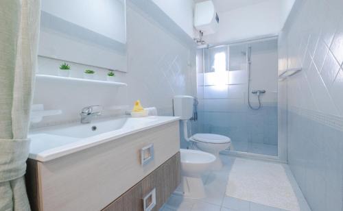 Posto Vecchio Villa | Beachfront Villetta Maredoro: Pet-Friendly Retreat