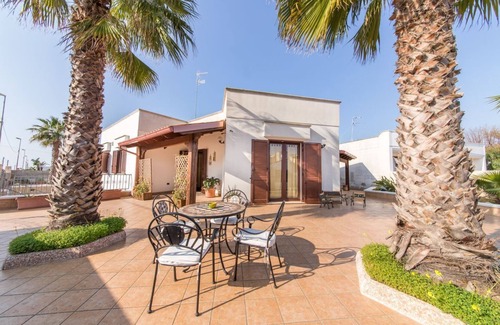 Posto Rosso Villa | Villetta Michela - Salento Reservation