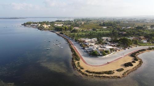 Marsala House | Oceanfront Villetta - Punta Palermo Marsala, Guest Rated 9.8