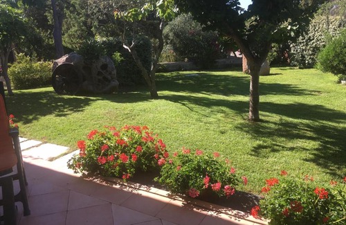 Rena Majore House | Family-Friendly Villetta Rena Majore with Pet Amenities