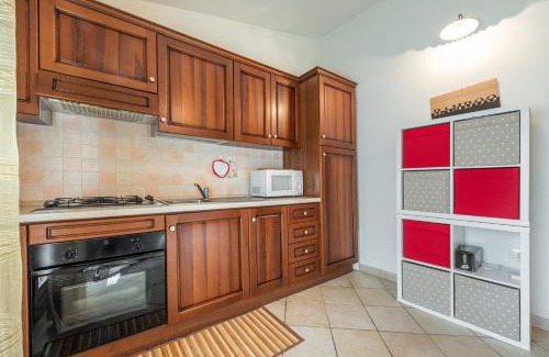 Solanas House | Experience Comfort at Villetta Serenità - Pet Friendly Stay