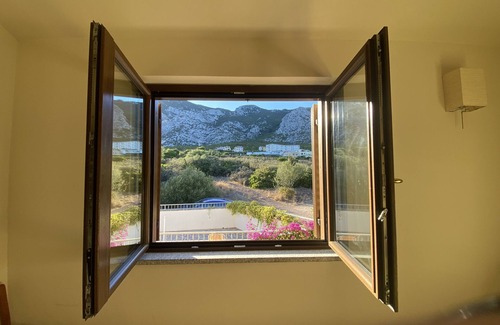 Cala Gonone House | Premier Villa Near the Sea with Garden - Guest Rated 10/10
