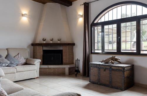 Gaeta Villa | Experience Bliss at Villino degli Ulivi - Pet Friendly Retreat