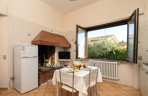 Villa Campanile Villa | Discover Villino Franco: Pet-Friendly Retreat in Tuscany