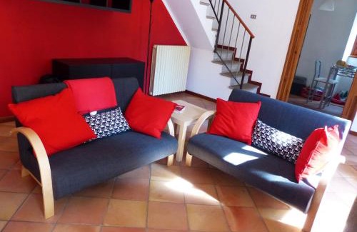 Pallanza House | Welcoming Villino Lavarello: Pet & Child Friendly Stay
