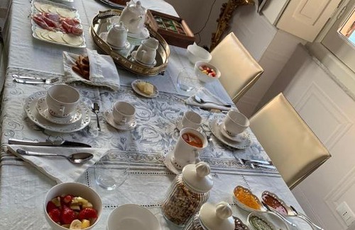 Recco Bed & Breakfast | Cozy Villino Miramare: Oceanfront Bliss, Rated 10/10