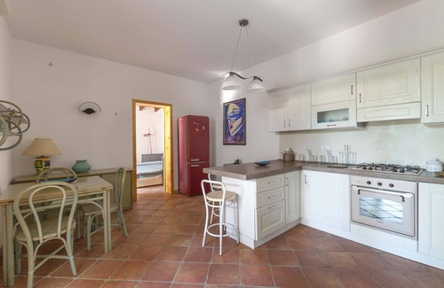 Torre dell'Orso House | Inviting Oceanfront Getaway: 3017 Villino Pepe Rosa