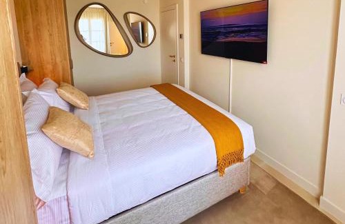 Saint-Tropez City Centre House | Experience VILLTAK SAINT-TROPEZ: Pet and Child Friendly Stay