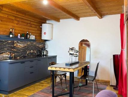 Matiçan Villa | Beautiful Villzone with Expansive Garden & Family Friendly