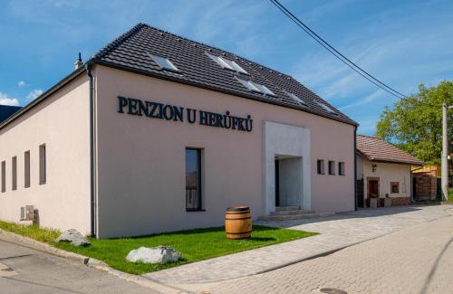 Zajeci House | Discover Vinařství Herůfek: Guest Rated 9/10 & Family-Friendly
