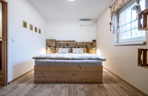 Mutenice House | Family-Friendly Getaway at Rodinné vinařství Turzík