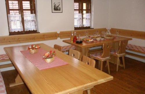 Podivin House | Top-Rated Vinarstvi Radim Mildner: Pet-Friendly Retreat