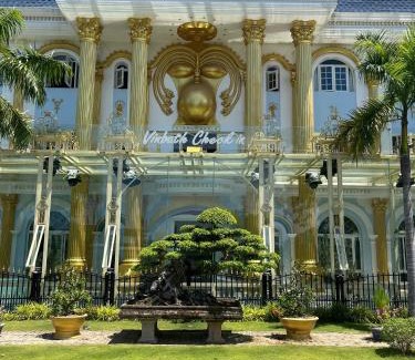 Nha Trang House | Unforgettable Retreat at VINBATH with Oceanfront Amenities