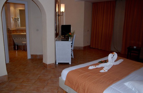 Sangho Resort | Discover Vincci Safira Palms Hôtel & Spa with Ocean Views