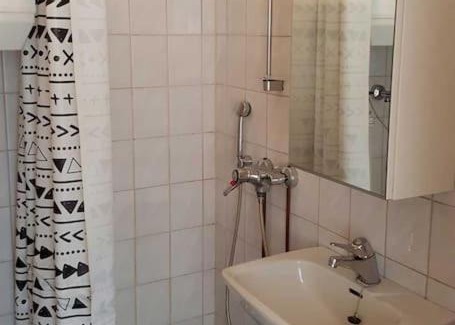 Larsmo Apartment | Inviting Vindsvåning Near City Center with Family-Friendly Amenities