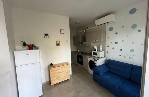San Benedetto di Lugana Apartment | Vinessa- Appartamento e piscina Peschiera