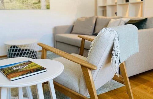 Leibnitz Apartment | Discover Vinestia Cityloft with Spectacular River Views
