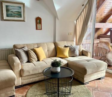 Krsko House | Pet-Friendly Vineyard Cottage Skriti Raj - 10/10 Rated Stay